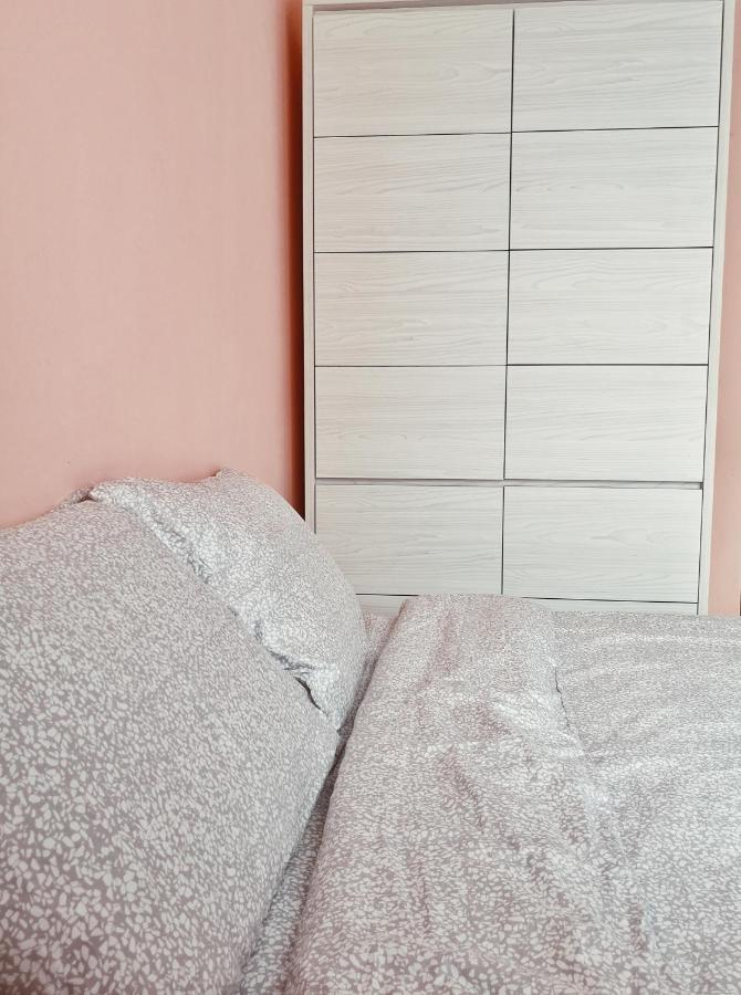 Apartament One Divine - Zărneşti Eksteriør bilde