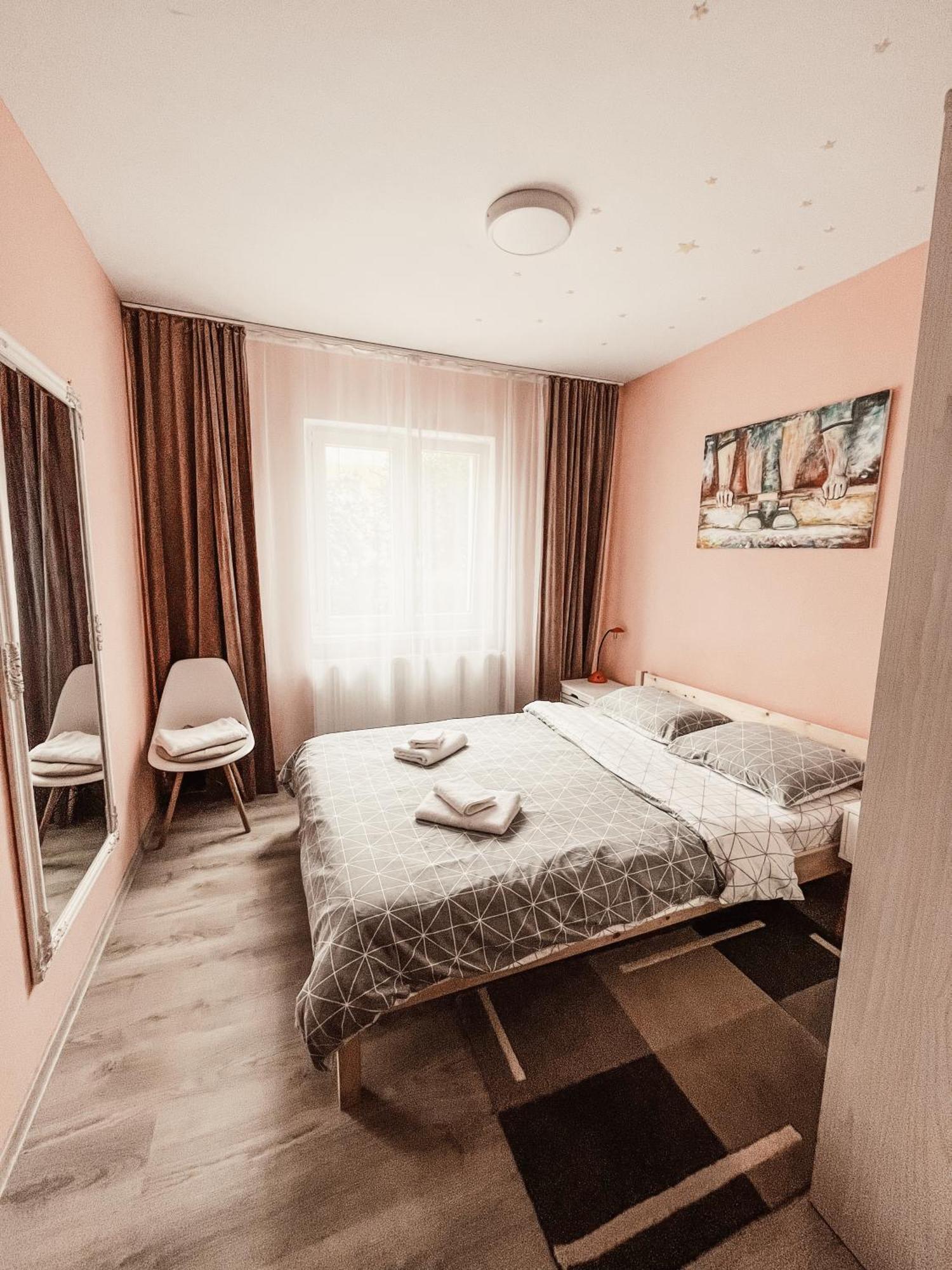 Apartament One Divine - Zărneşti Eksteriør bilde