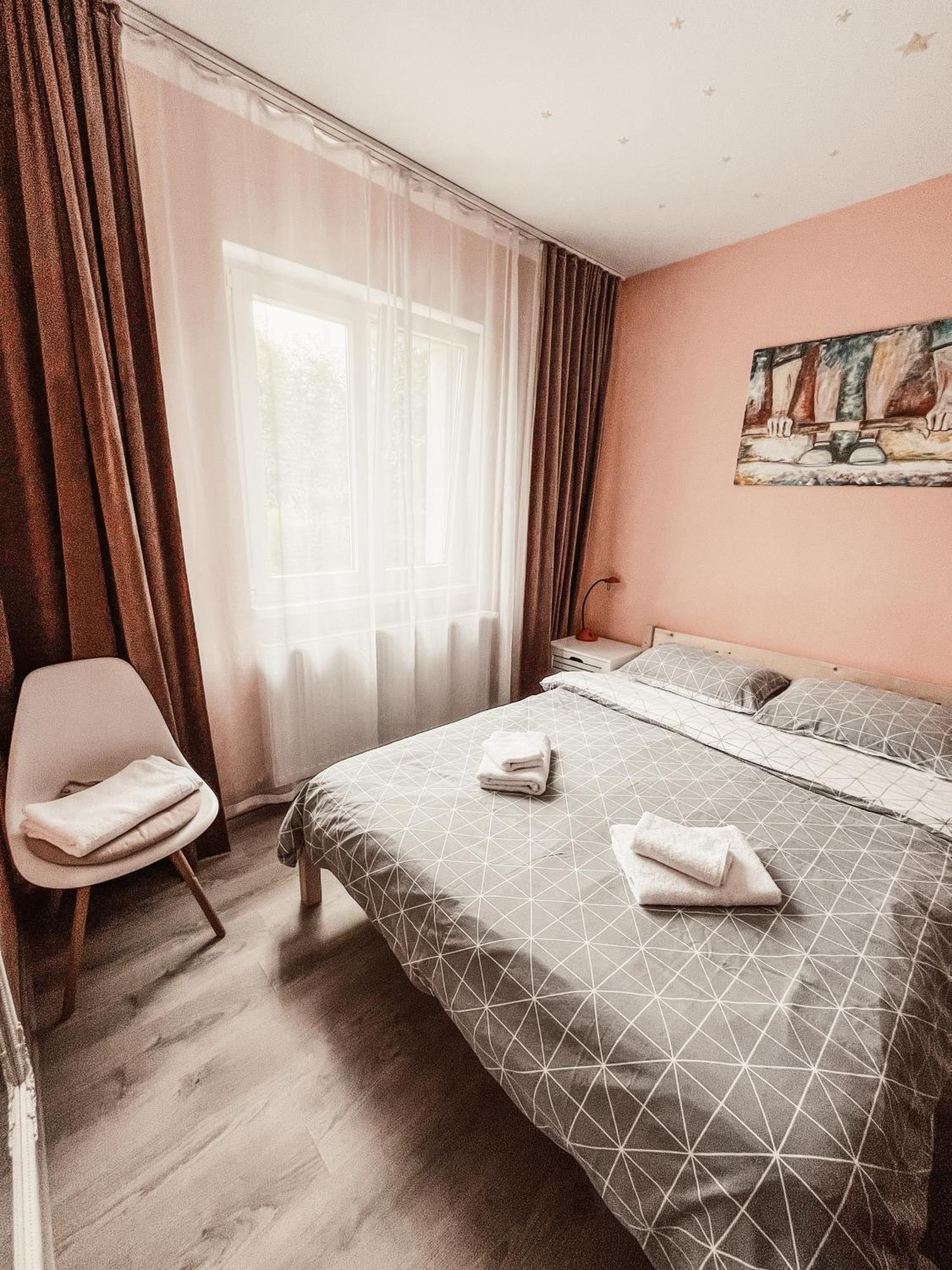 Apartament One Divine - Zărneşti Eksteriør bilde