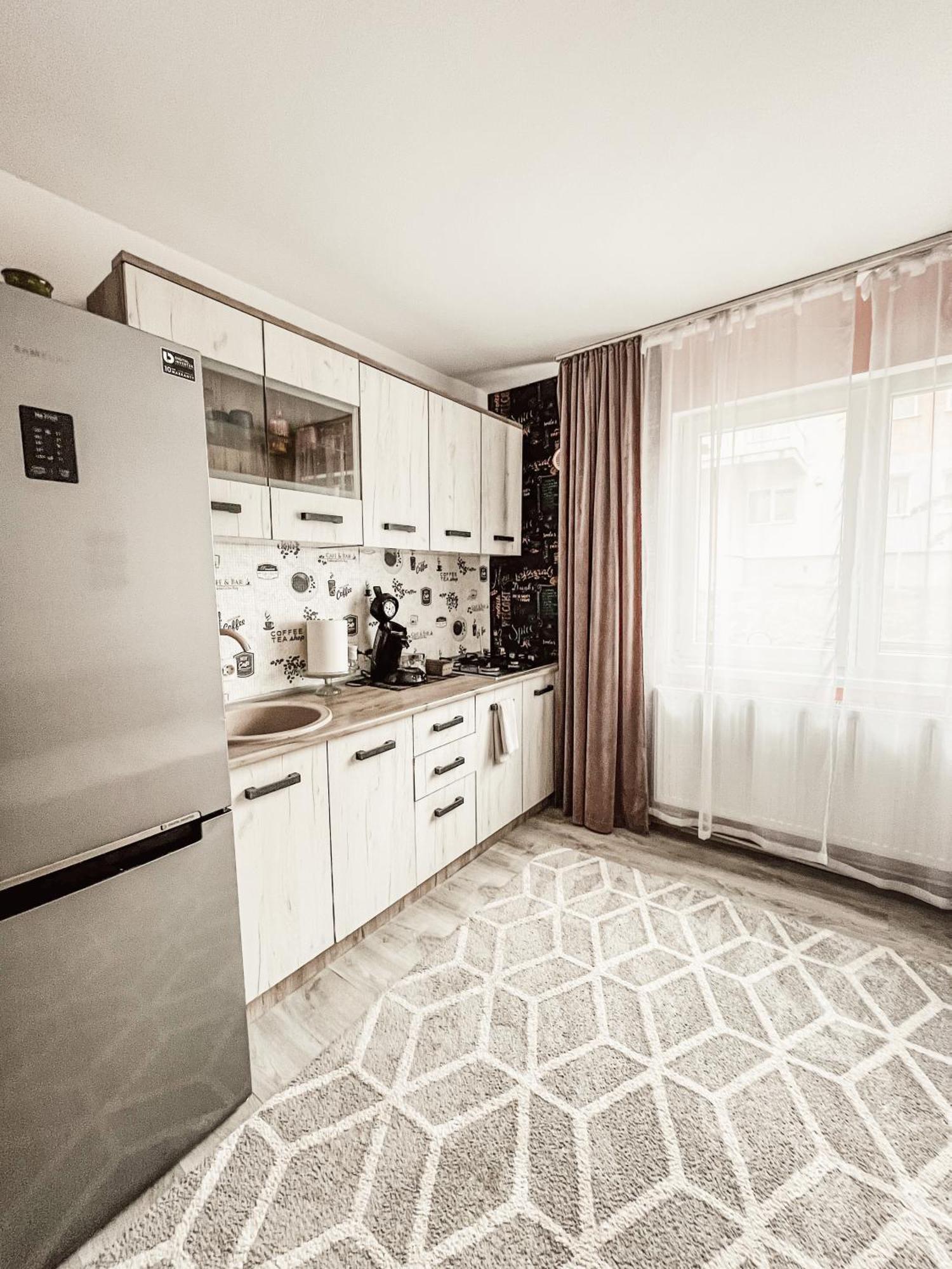 Apartament One Divine - Zărneşti Eksteriør bilde